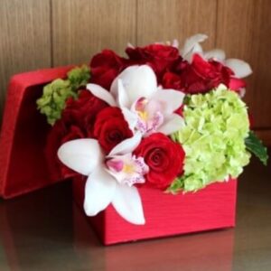 beauty-in-a-box-local-florist-nyc